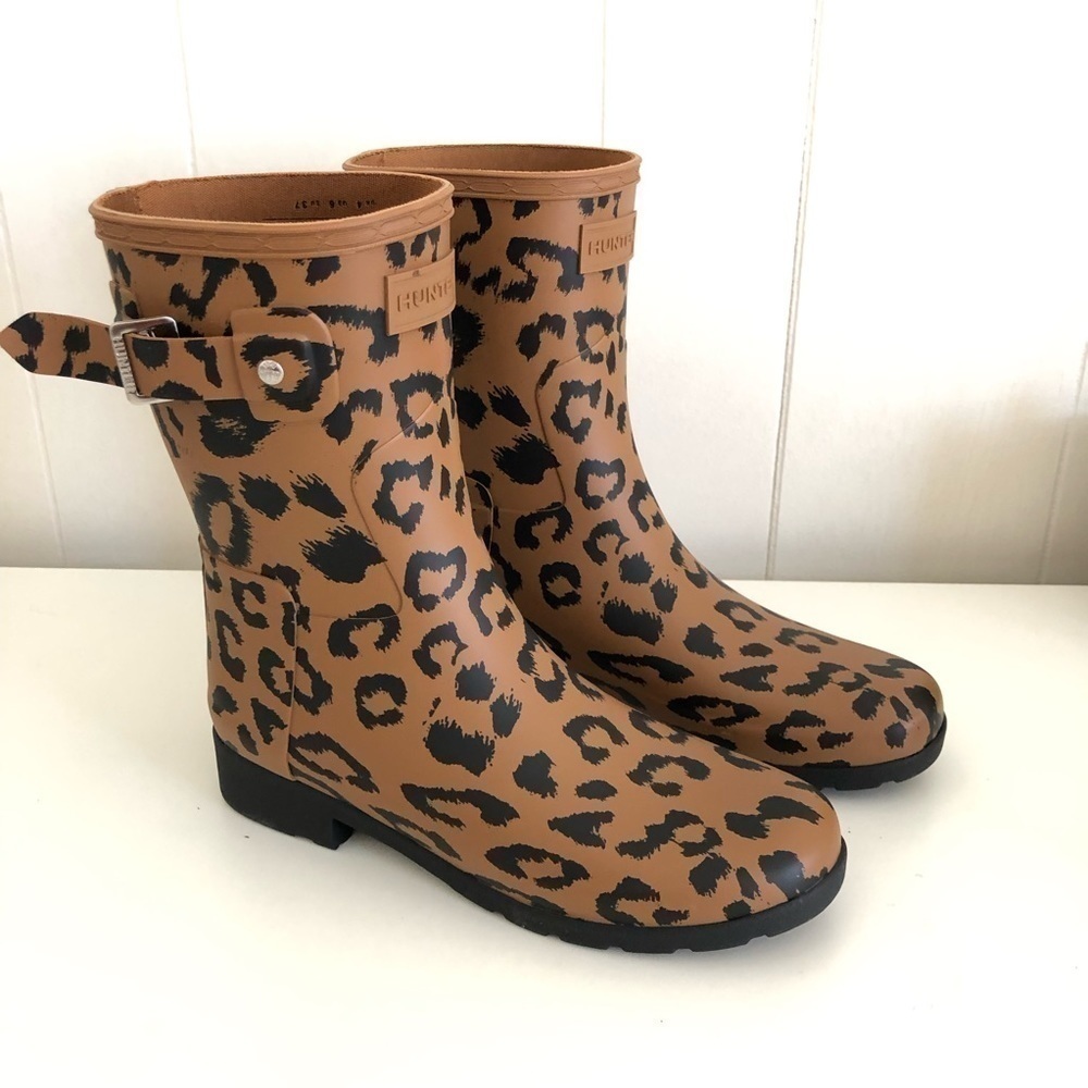 Hunter Leopard Print Short Waterproof Rain Boot 6 - Picture 2 of 11